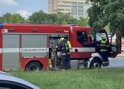 Muž se zabarikádoval v bytě na Střížkově