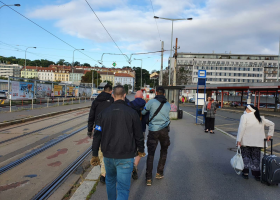 Okrádal matky s dětmi i seniorky. Kriminalista ho poznal a řádění ukončil