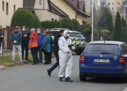 Při zákroku policistů zemřel mladý muž