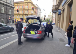 Falešný policista byl dopaden, měl u sebe i plynovou pistoli