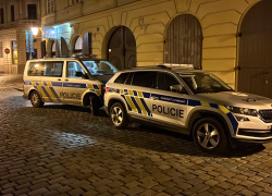 Policiste nalezli i motorku a koloběžku, kterými pachatelé odjeli