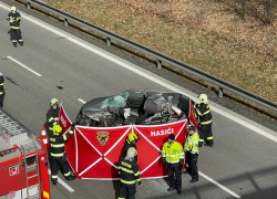 Vážná dopravní nehoda uzavřela dálnici D1