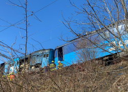 Vlaky se srazily na jedné z nevytíženějších pražských tratí