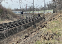 Muž neměl šanci srážku s vlakem přežít