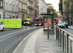 Zásah proti zabarikádovanému muži v ulici Na Slupi