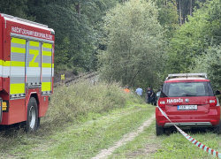 Vlak na Jičínsku srazil ženu s dítětem