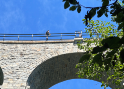 Těžké vyjednávání s mužem na viaduktu