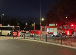 Cyklistka zemřela pod koly autobusu